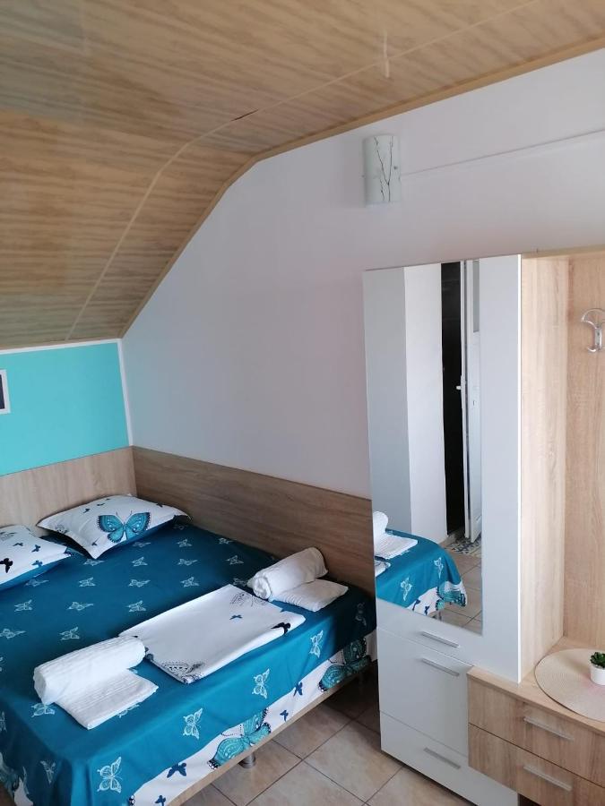 Bcm Family House Hotell Două Mai Exteriör bild