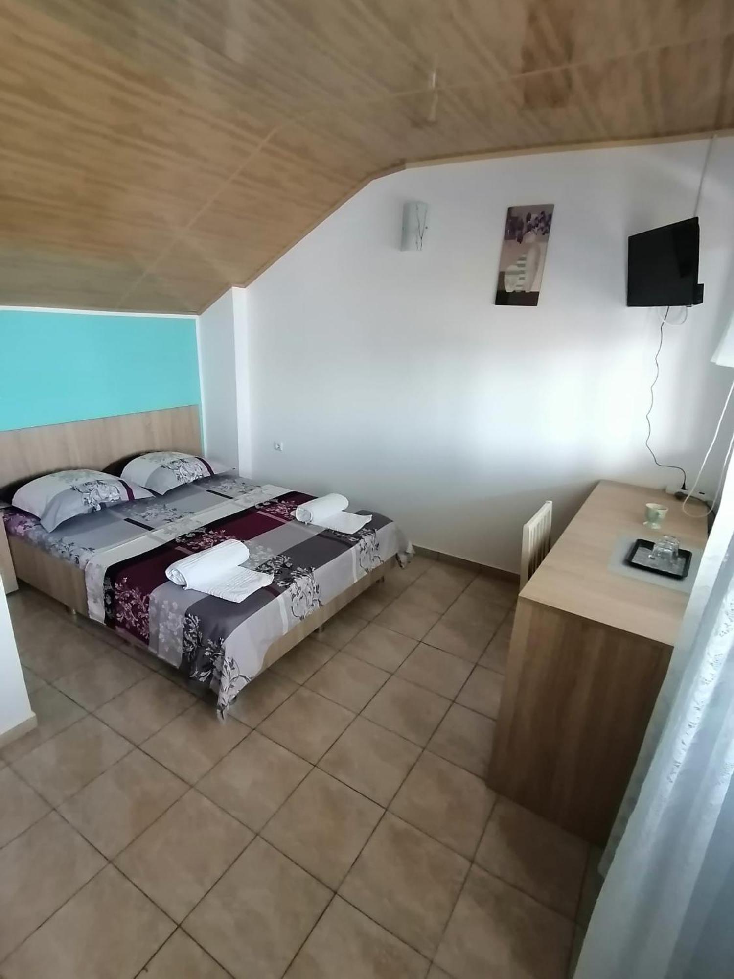 Bcm Family House Hotell Două Mai Exteriör bild